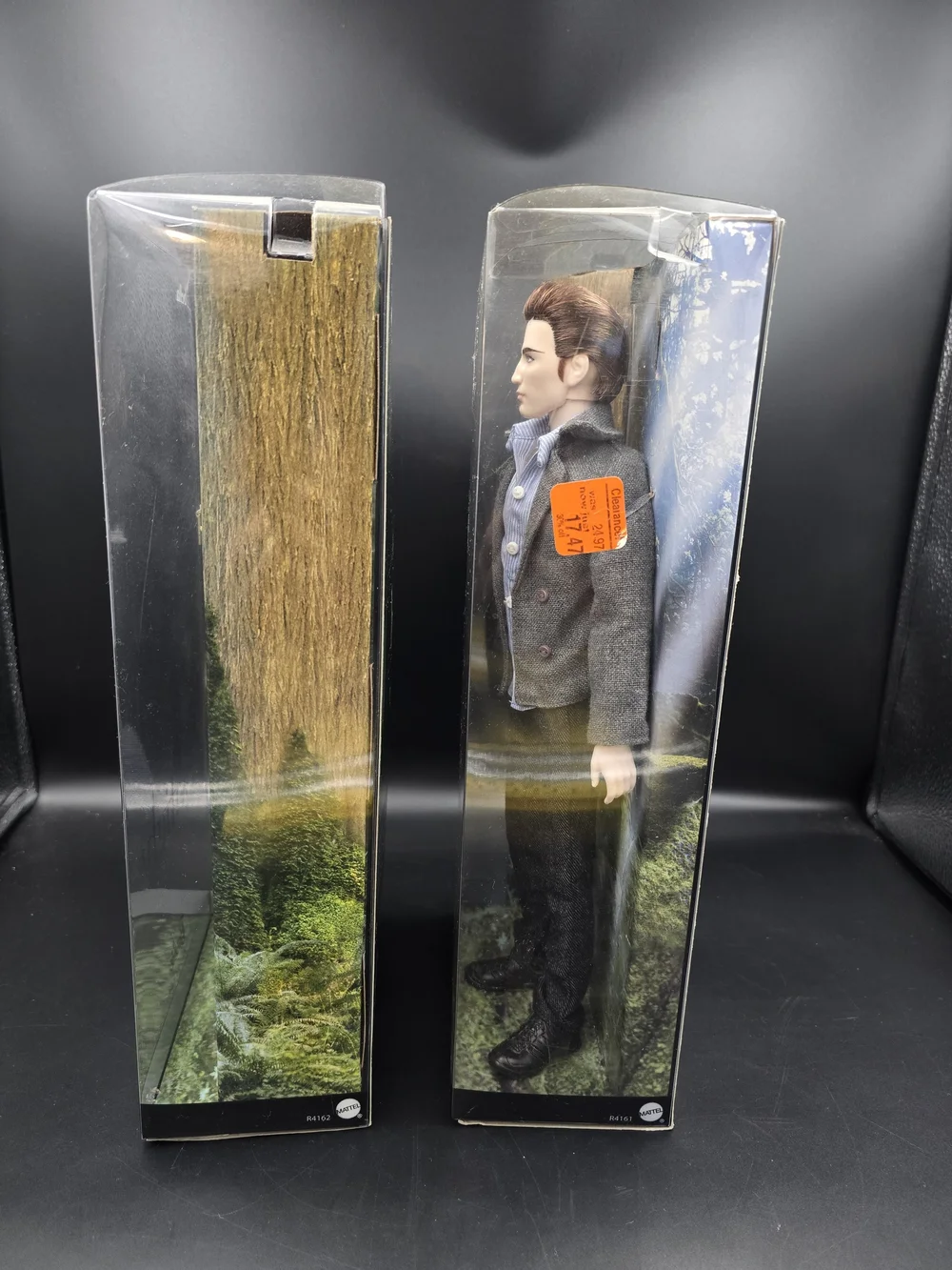 Twilight Collector Doll Set - Bella, Edward & Jacob (Gray Outfit Accents)
